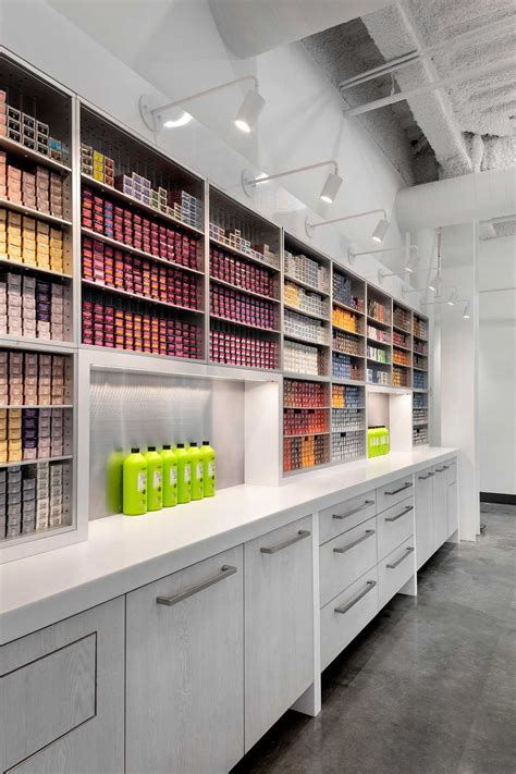 Hair Color Trends in Houston: Your Guide to a Dazzling Transformation