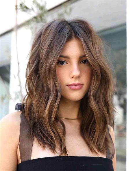 Embrace Effortless Beauty: Discover Your Perfect Medium Layer Hairstyle