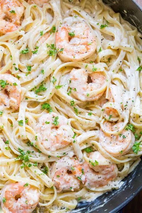 Easy Shrimp and Pasta Sauce Recipe for a Delicious Dinner