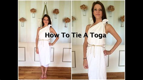 Mastering the Art of Toga Tying: A Simple Guide to Ancient Roman Style