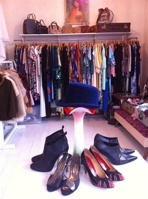 Shop Smart: Discover the Allure of Pre-Loved Designer Fashion