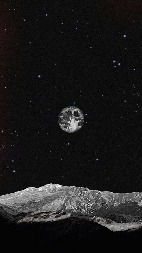 Captivating Dark Aesthetic Wallpapers for Your iPhone