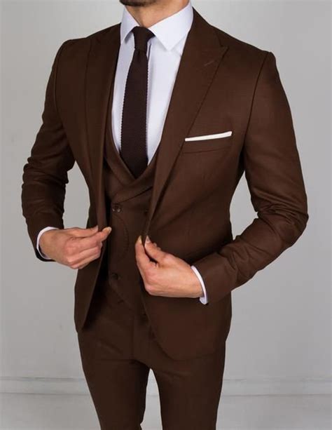 Dark Brown Suits: Timeless Elegance for the Modern Gentleman