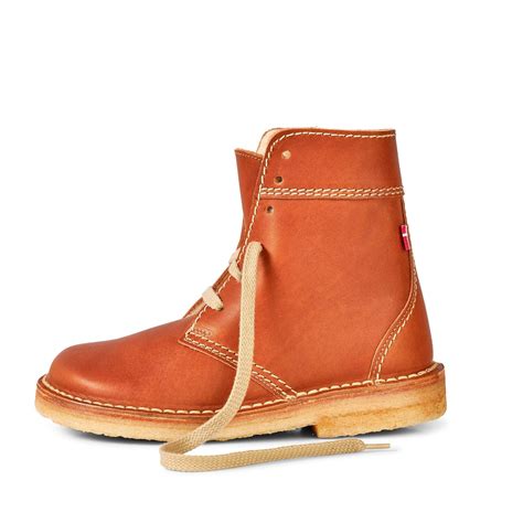 Embrace Comfort and Heritage: Discover Duckfeet Footwear in the USA