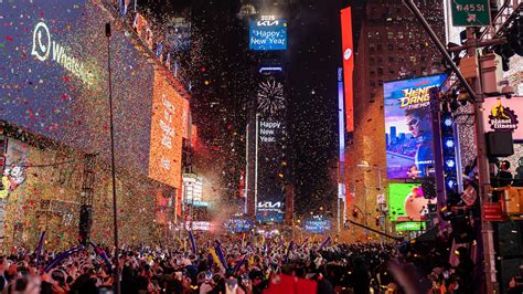 Celebrate New Year's Eve in the USA: Best Destinations & Tips