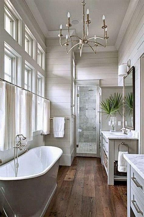 Transform Your Small Master Bathroom: Smart Decor Ideas for a Luxurious Feel