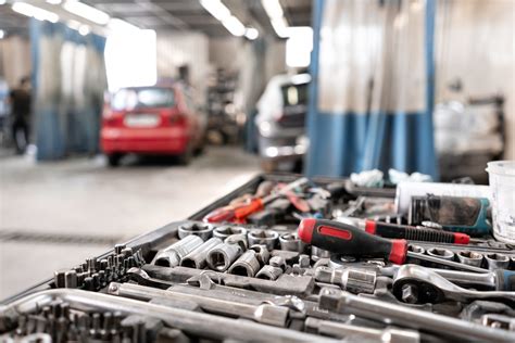 Finding Reliable Tools Repair Services Near You