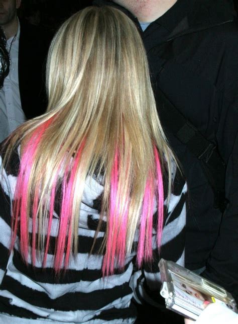 Avril Lavigne's Iconic Hair Styles: A Journey Through Pop-Punk Evolution