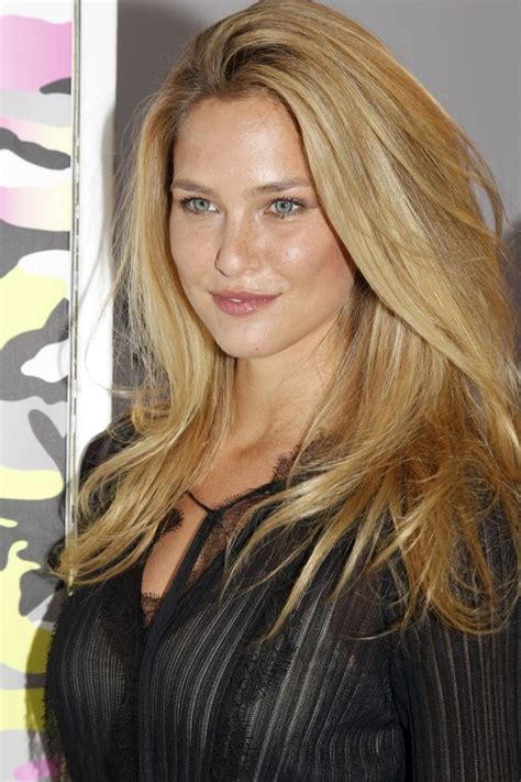 Unveiling Bar Refaeli's Iconic Hair Color: The Secret Behind Her Golden Glow