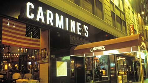 Carmine's Restaurant New York: A Grand Family-Style Italian Feast
