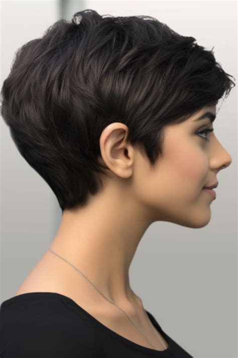 Embrace the Edge: Chic Dark Short Hair Styles for a Bold New Look