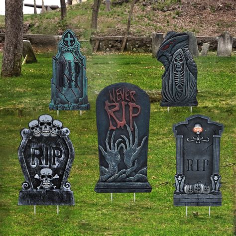 Heartfelt Gravestone Decorations: Honoring Loved Ones with Enduring Tributes