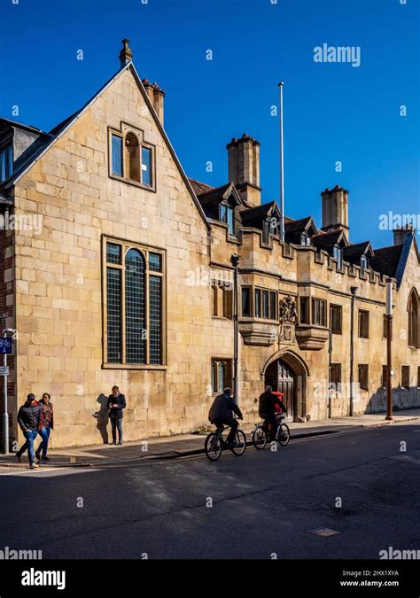 Exploring Pembroke College: A Comprehensive Map Guide