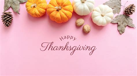 Pink Thanksgiving Wallpaper: A Chic & Festive Touch