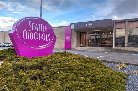Where to Buy Seattle Chocolates: A Connoisseur's Guide