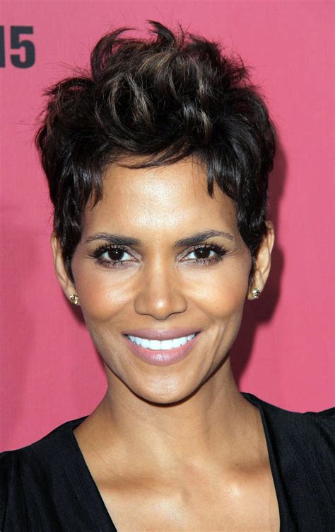 Chic Short Haircuts for Women: Embrace Your Bold New Look