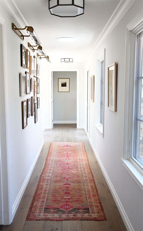 Elegant Interior Design Ideas for Small Halls: Maximizing Space & Style