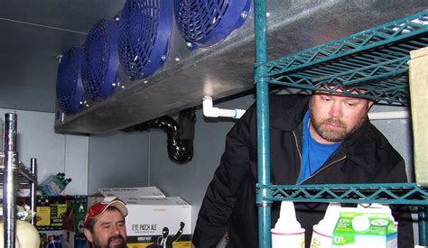 Expert Walk-In Cooler Repair: Restoring Your Commercial Cooling Efficiency