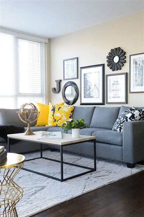 Clever Wall Decor Ideas to Transform Your Small Living Room
